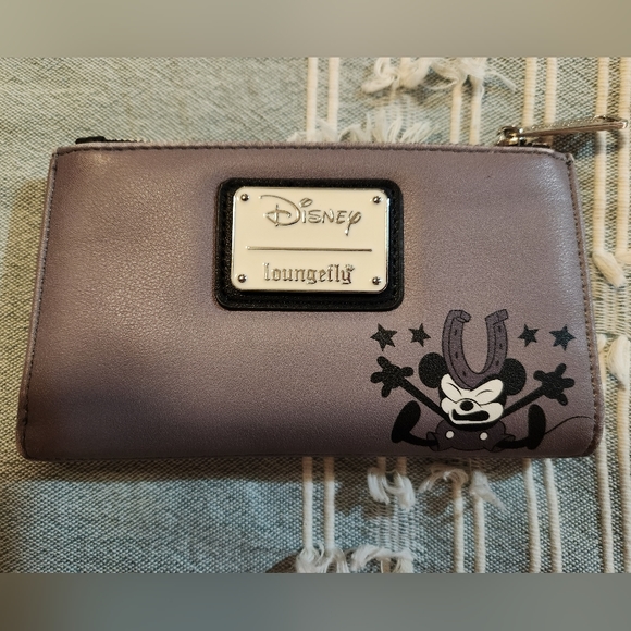 Lounge fly Disney wallet - Picture 2 of 4